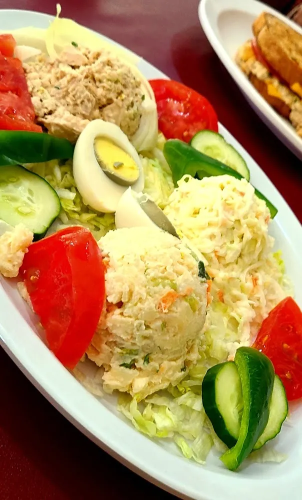 Tuna Salad in Tomato